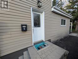 Entrance Apt 2 - Main floor Unit -