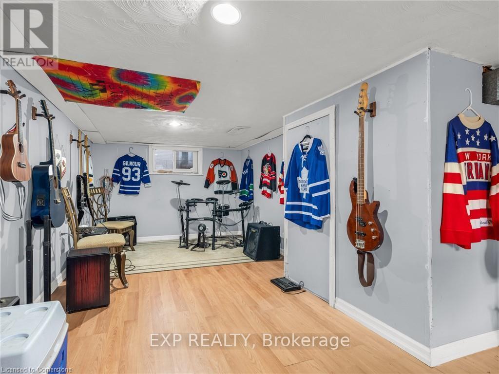 6370 High Street, Niagara Falls, ON - Indoor