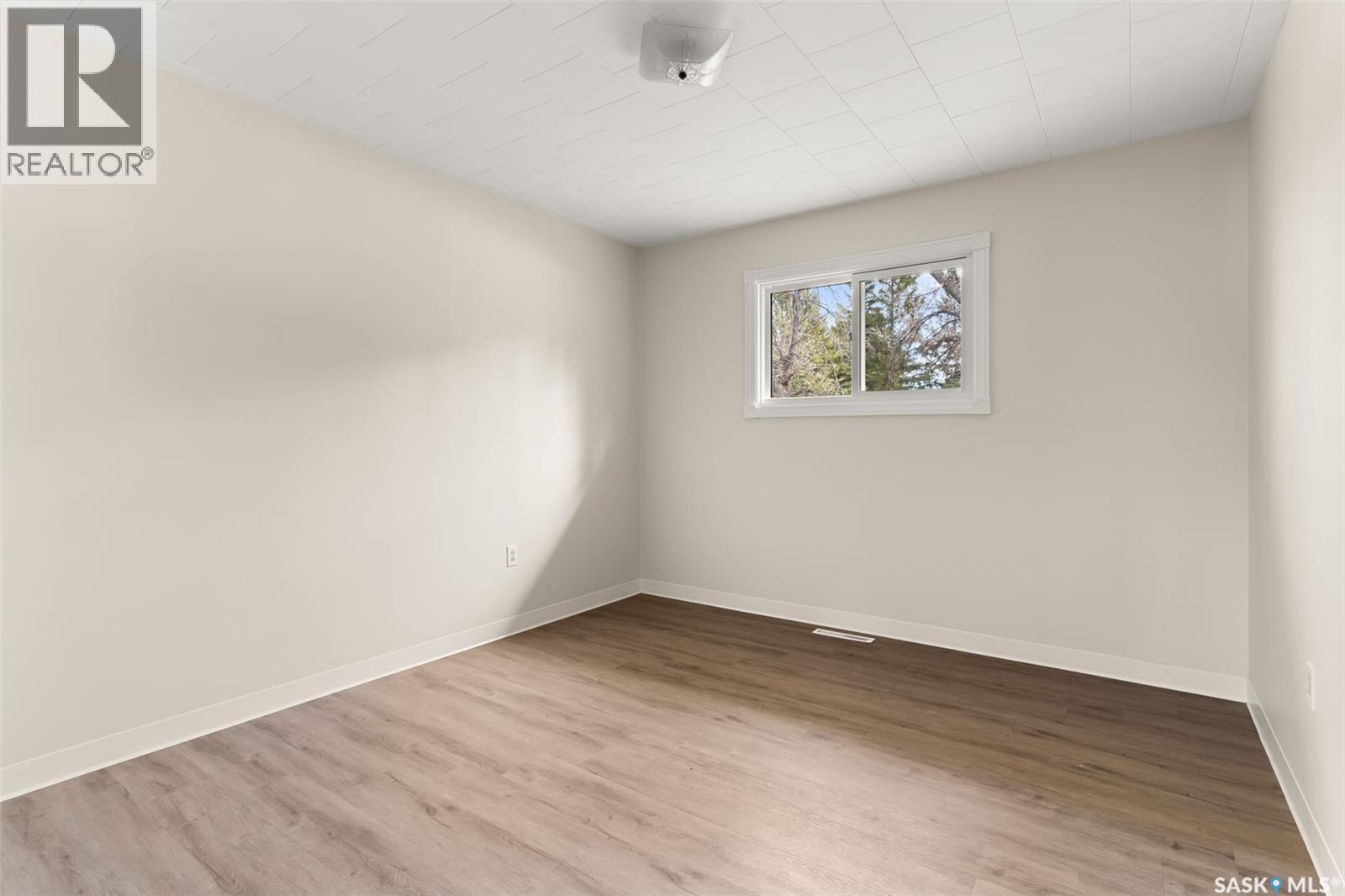 539 3Rd Street Ne, Ituna, SK - Indoor Photo Showing Other Room