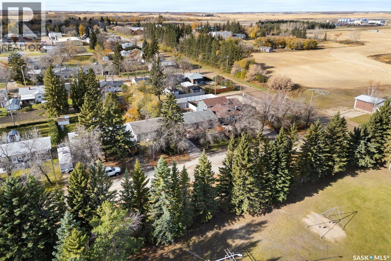 539 3Rd Street Ne, Ituna, SK - Outdoor With View