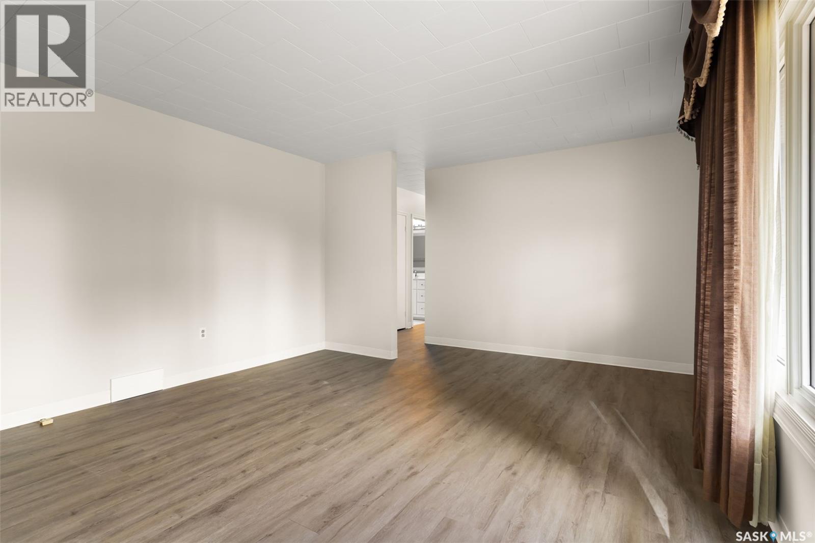 539 3Rd Street Ne, Ituna, SK - Indoor Photo Showing Other Room