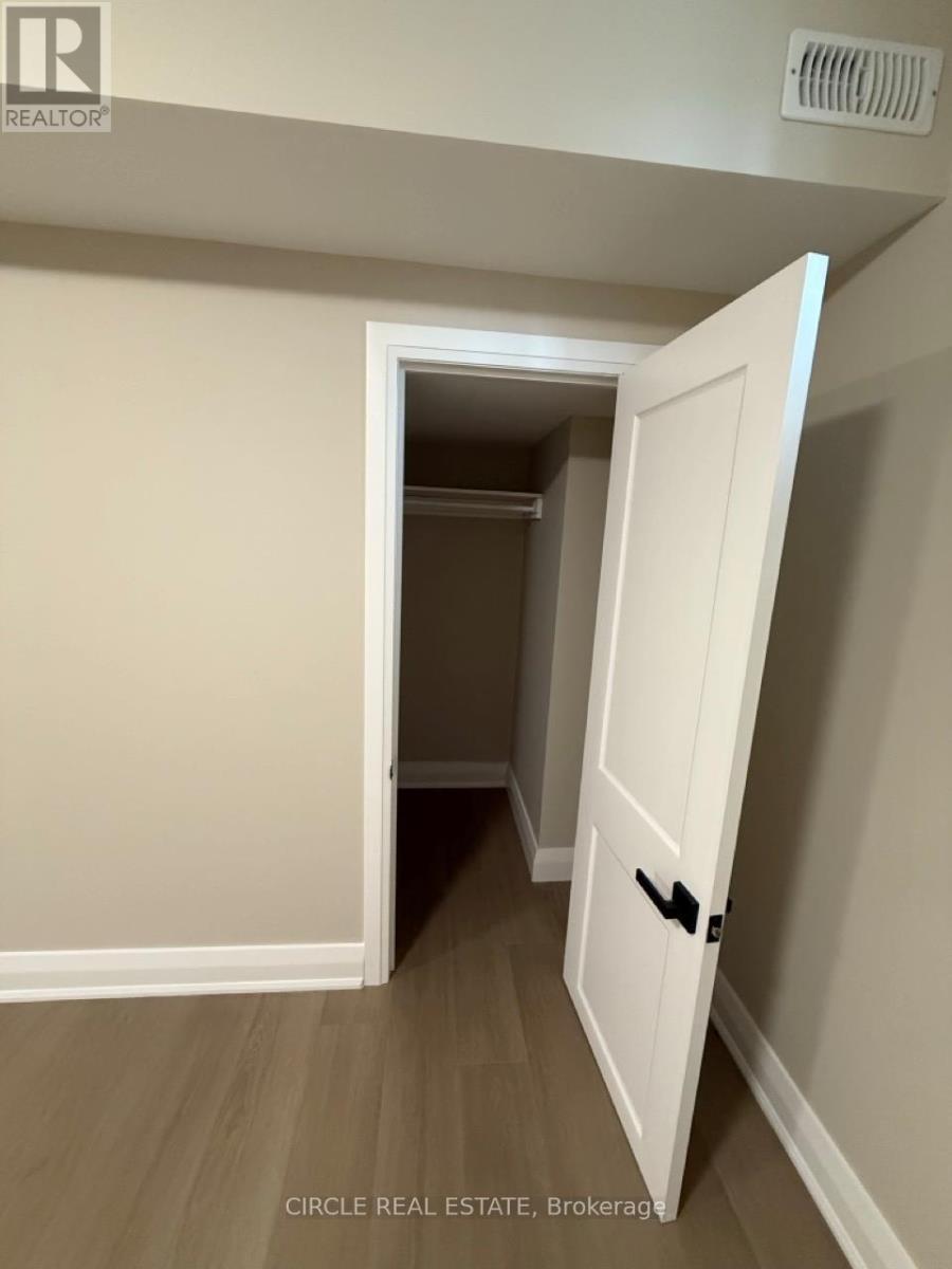 213 Danny Wheeler Boulevard, Georgina, ON - Indoor Photo Showing Other Room