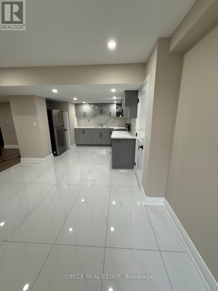 213 Danny Wheeler Boulevard, Georgina, ON - Indoor Photo Showing Other Room