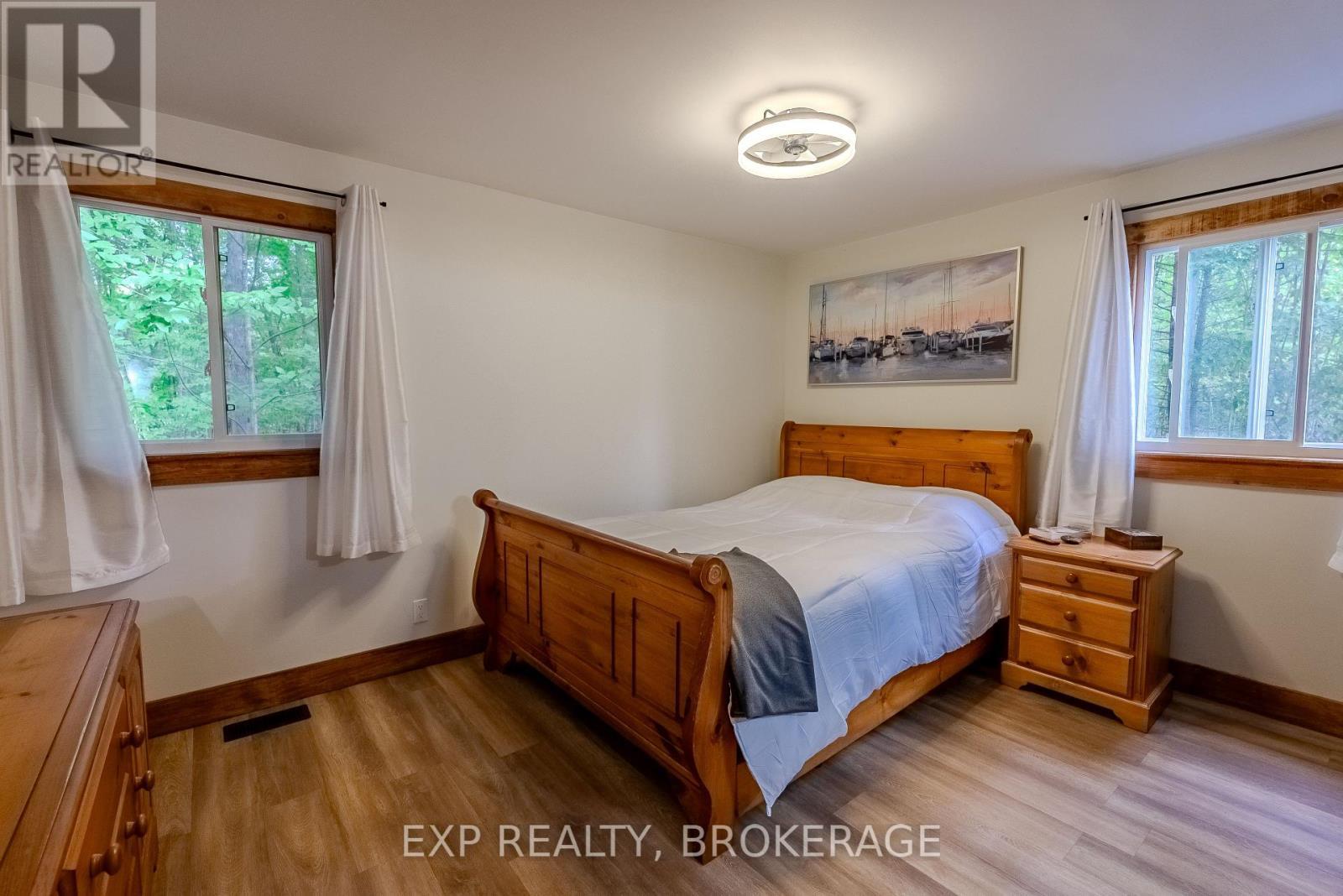 6187 Arden Road S, Frontenac (Frontenac Centre), ON - Indoor Photo Showing Bedroom
