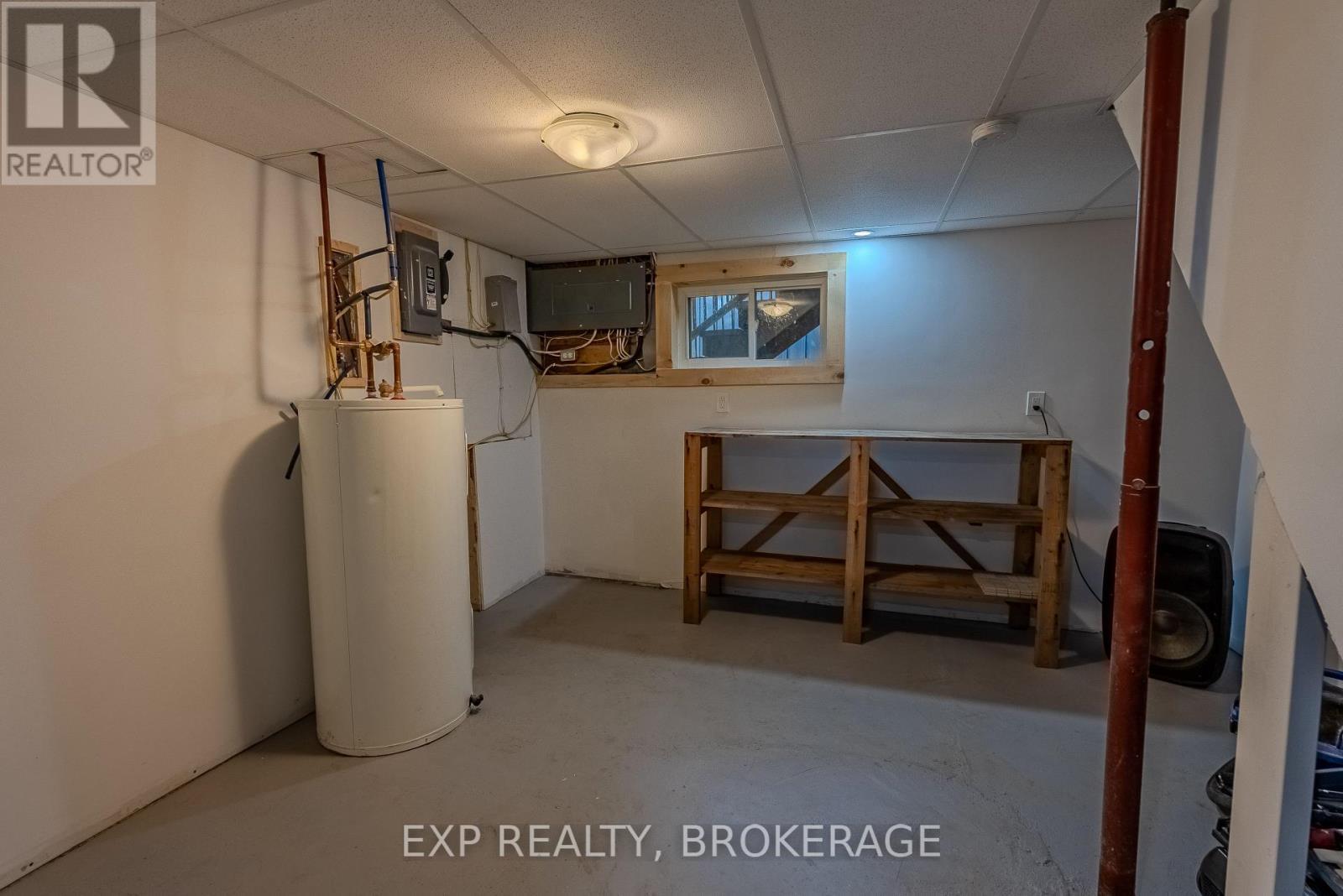 6187 Arden Road S, Frontenac (Frontenac Centre), ON - Indoor Photo Showing Basement