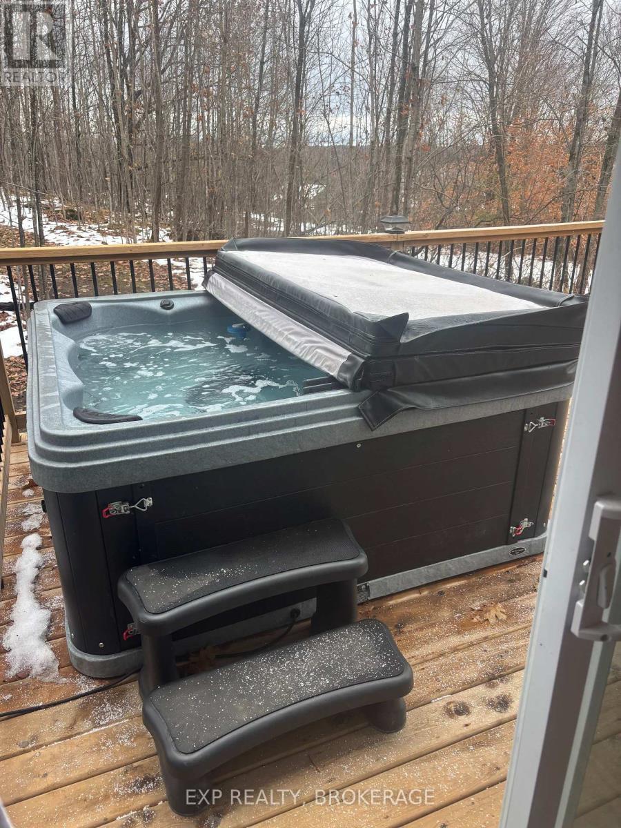 6187 Arden Road S, Frontenac (Frontenac Centre), ON -