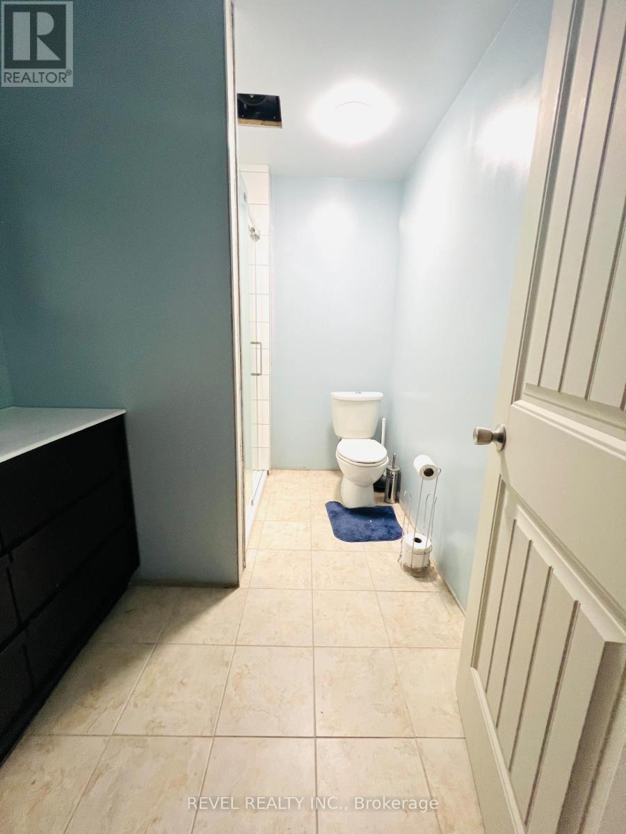 373 Commercial Avenue, Timmins (Ts - Sw), ON - Indoor Photo Showing Bathroom