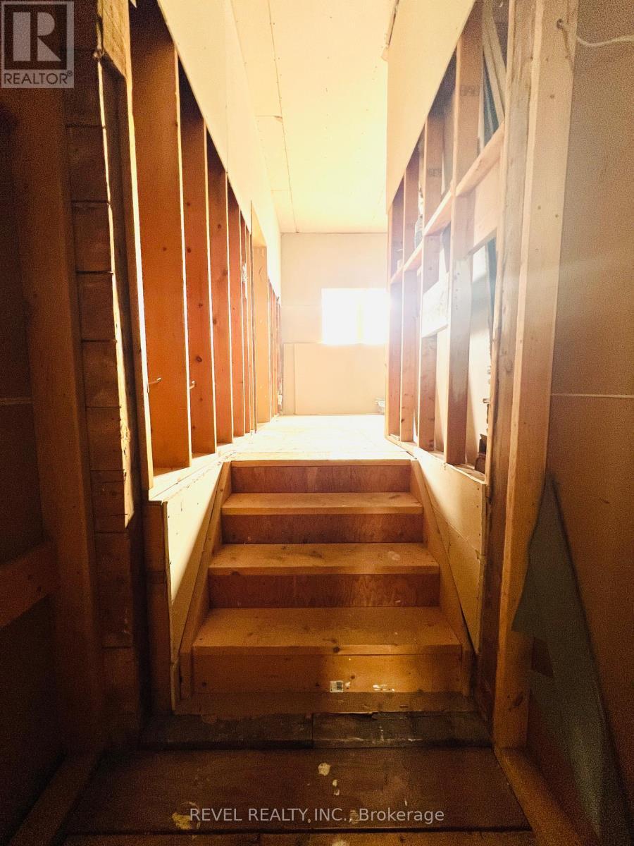 373 Commercial Avenue, Timmins (Ts - Sw), ON - Indoor Photo Showing Other Room