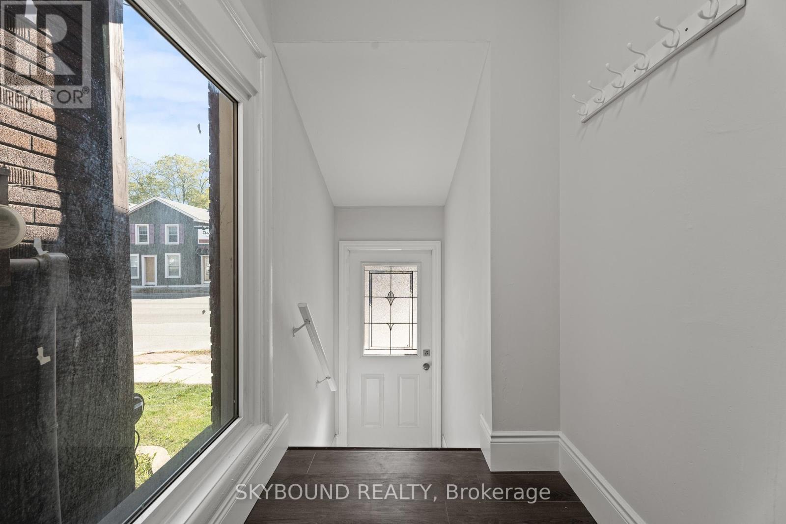 65 Colborne Street W, Brantford, ON