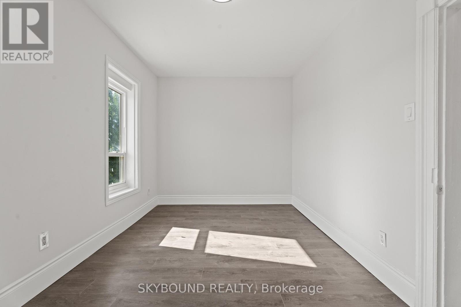 65 Colborne Street W, Brantford, ON