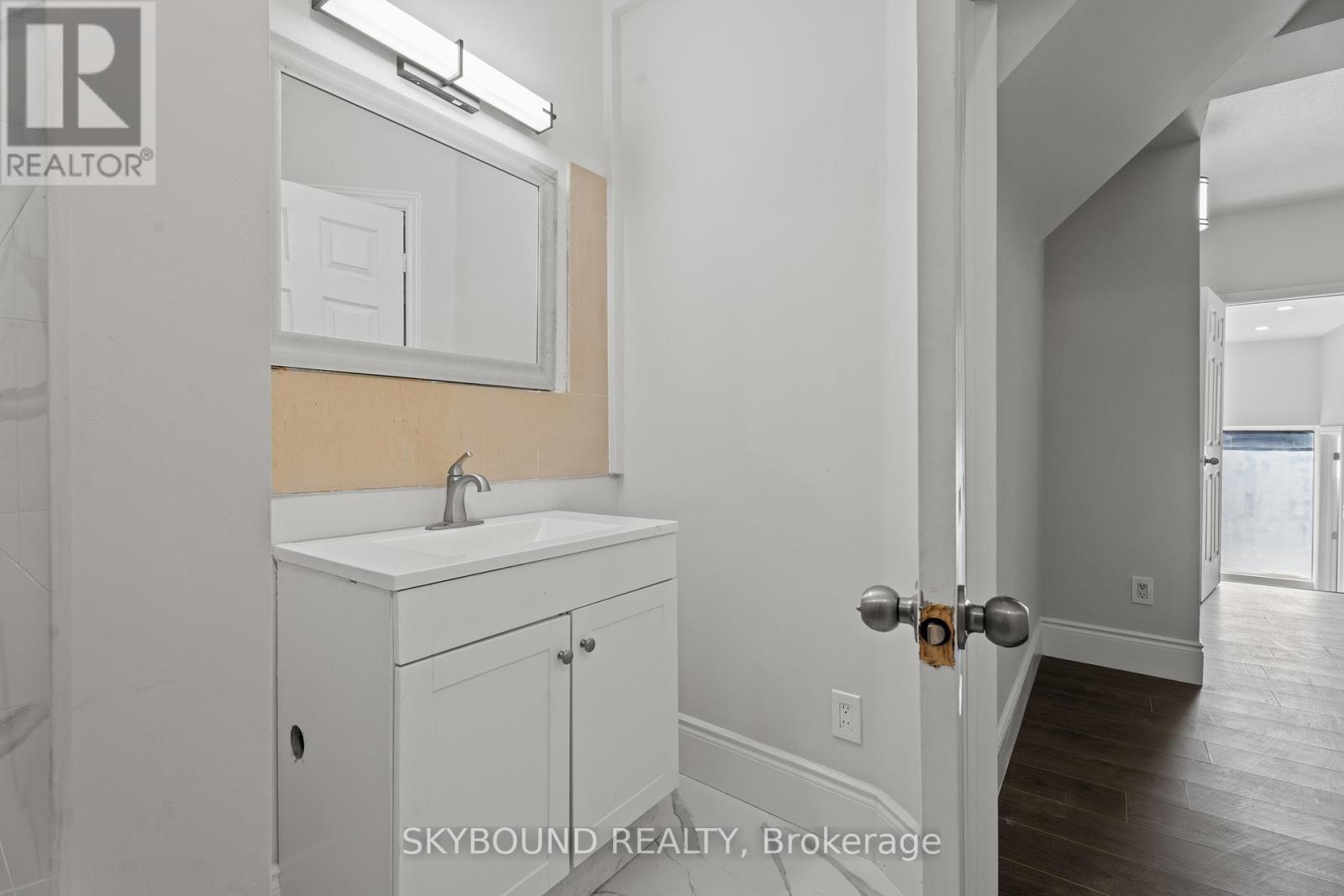 65 Colborne Street W, Brantford, ON