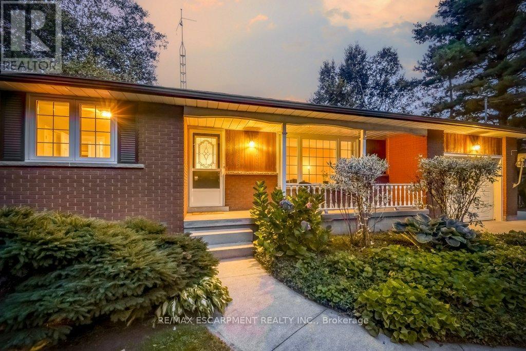 420 Concession 8 Road E, Hamilton, ON - Outdoor With Deck Patio Veranda