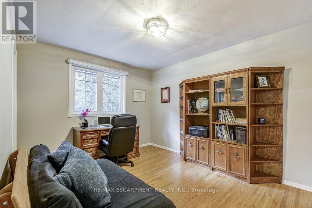 420 Concession 8 Road E, Hamilton, ON - Indoor