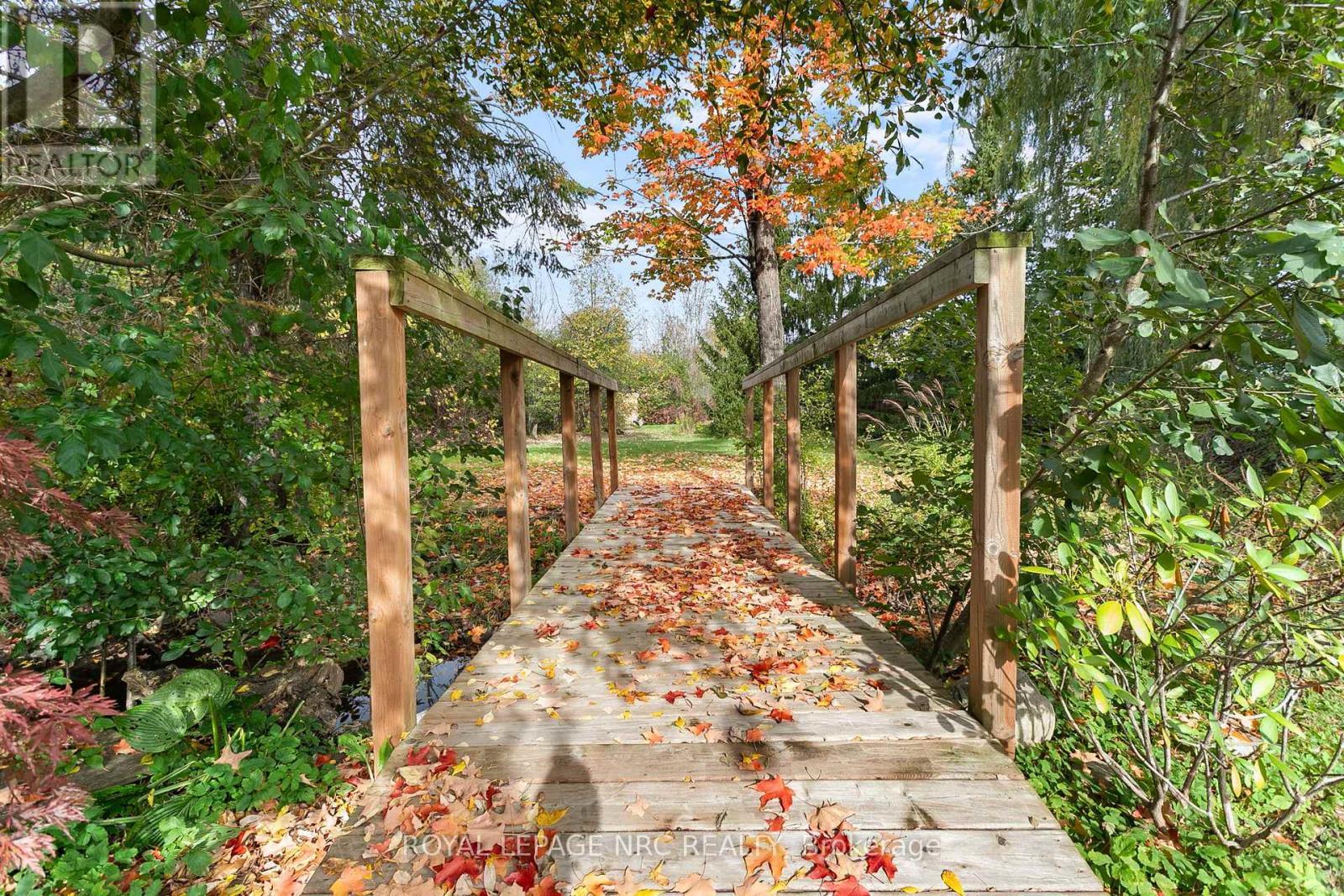 327 Maple Leaf Avenue N, Fort Erie (Ridgeway), ON - Outdoor