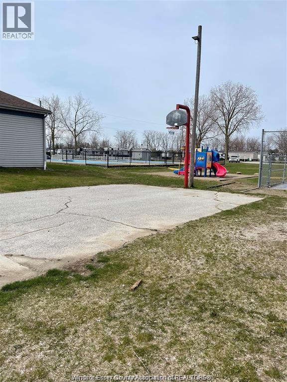 3 Maple Street, Leamington, ON - Outdoor