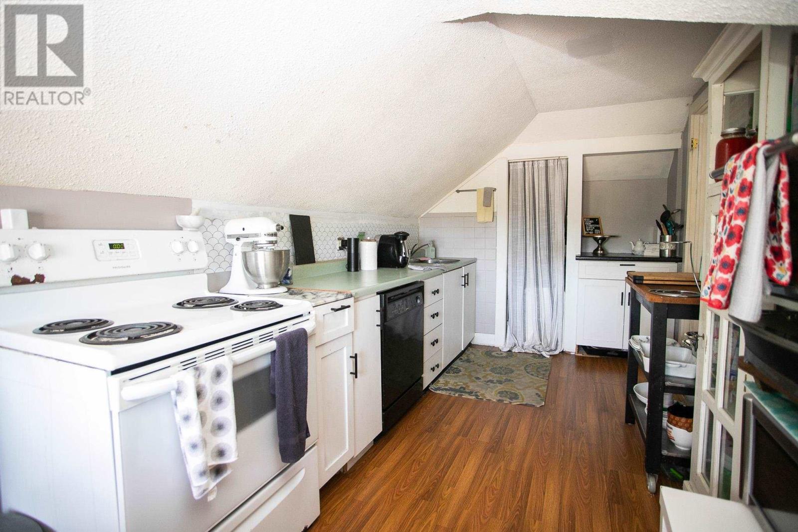 140 East St, Sault Ste. Marie, ON