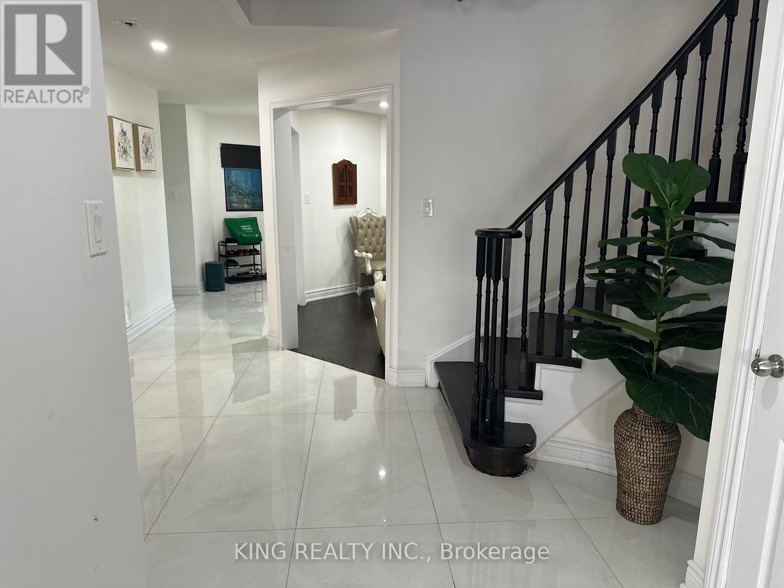 36 Creekwood Drive, Brampton, ON - Indoor Photo Showing Other Room