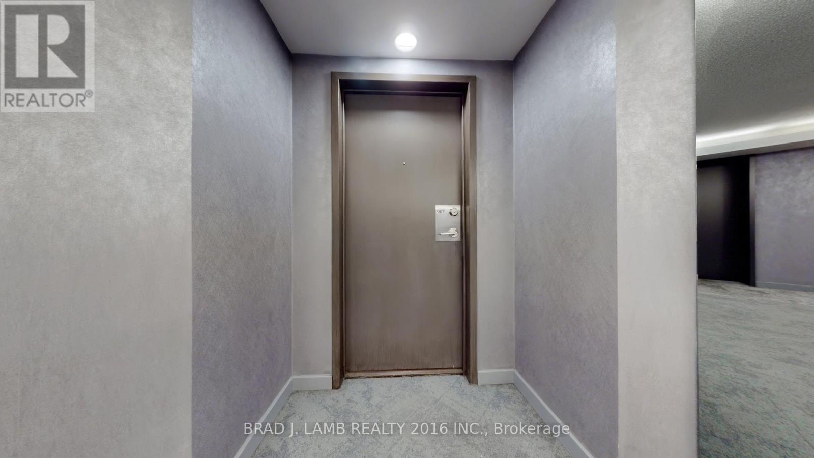 907 - 10 Yonge Street, Toronto, ON - Indoor Photo Showing Other Room