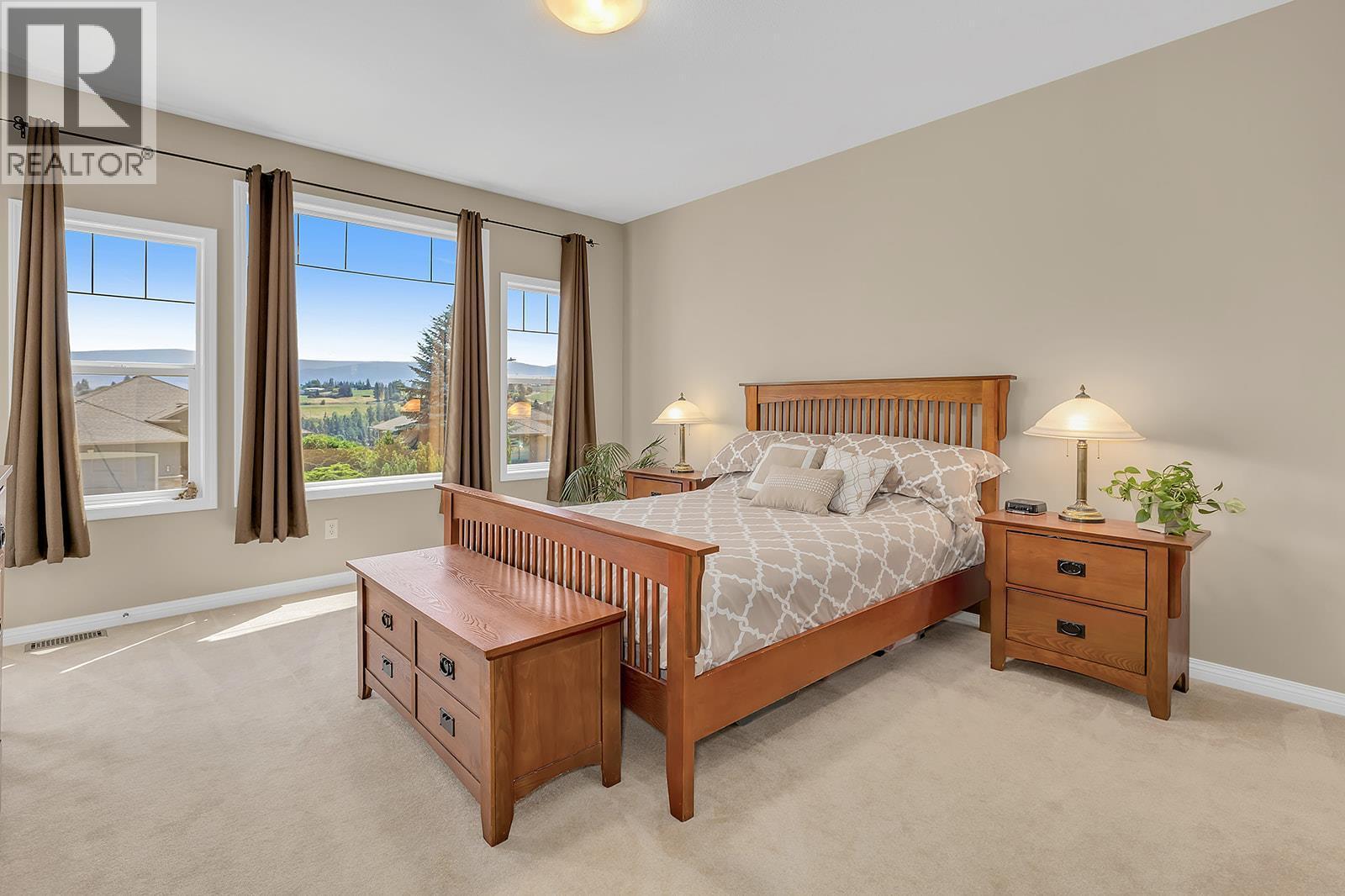 2040 Spyglass Way, West Kelowna, BC - Indoor Photo Showing Bedroom