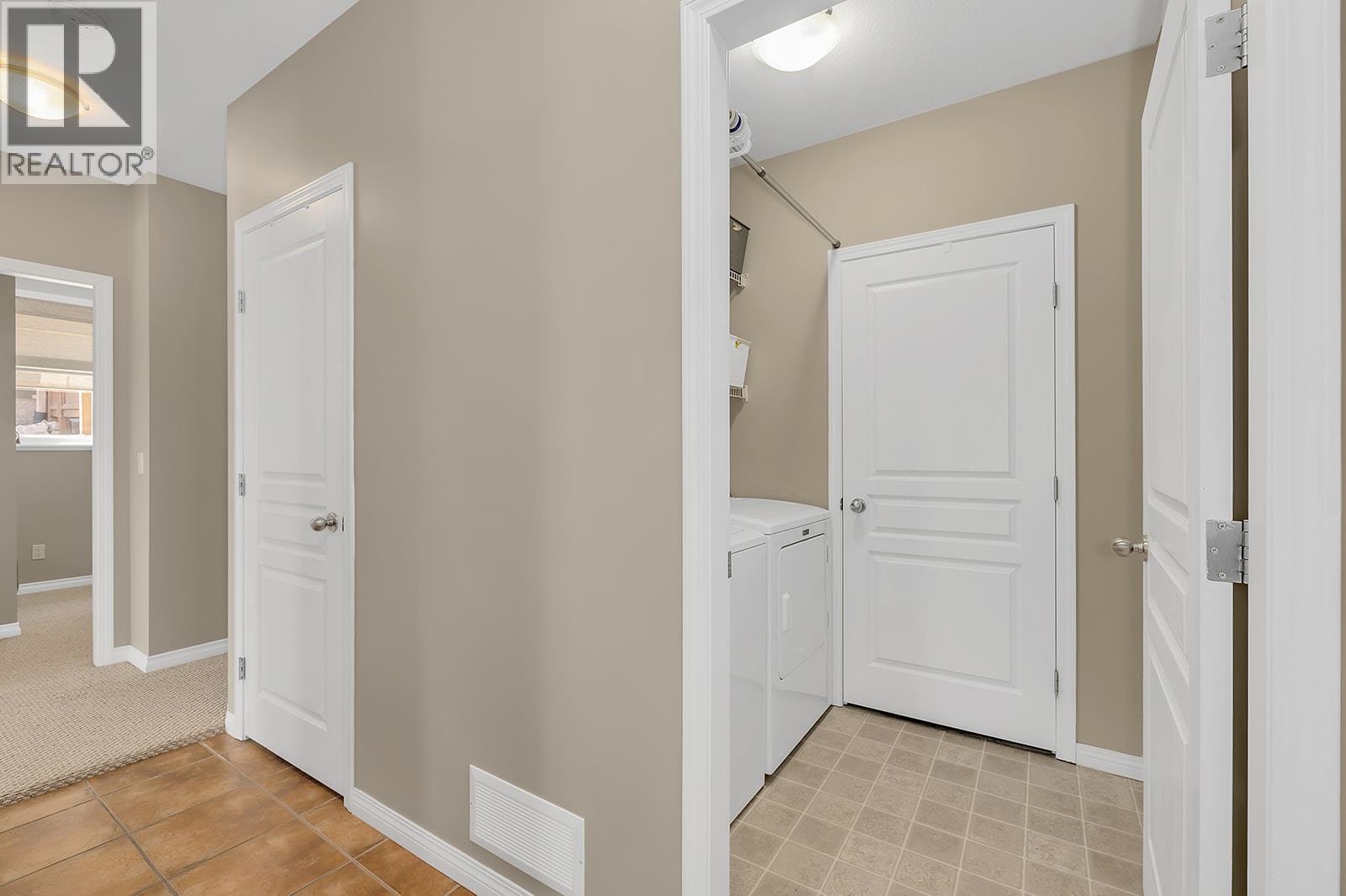 2040 Spyglass Way, West Kelowna, BC - Indoor Photo Showing Other Room