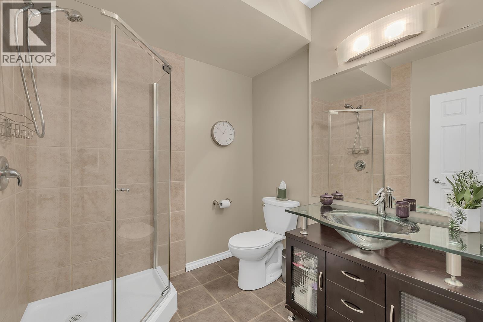 2040 Spyglass Way, West Kelowna, BC - Indoor Photo Showing Bathroom