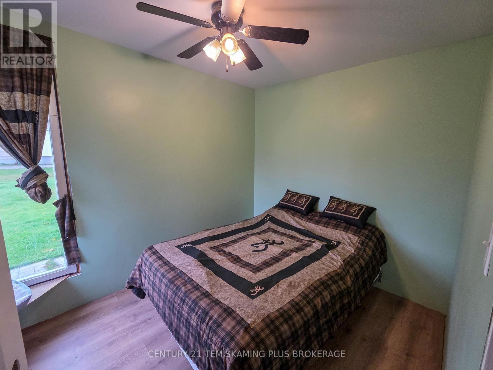 28 Fifth Street, Timiskaming (Tim - Outside - Rural), ON - Indoor Photo Showing Bedroom