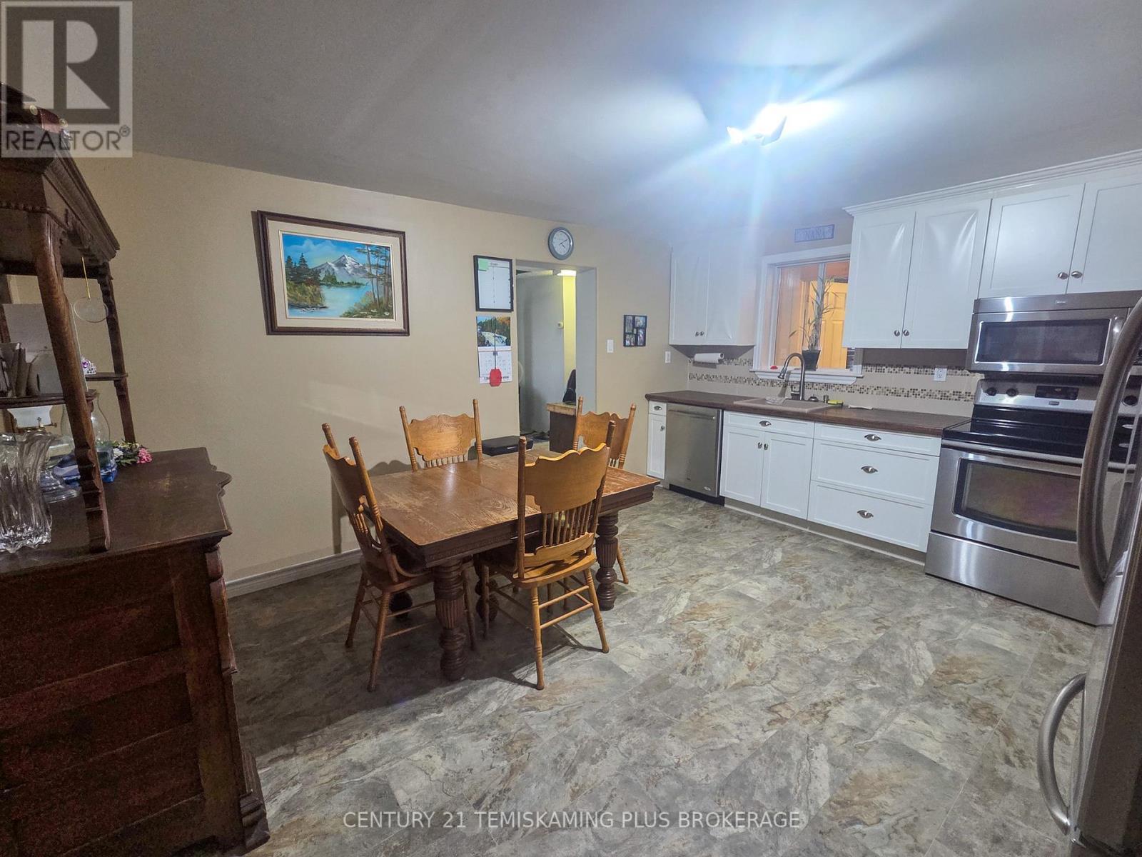 28 Fifth Street, Timiskaming (Tim - Outside - Rural), ON - Indoor