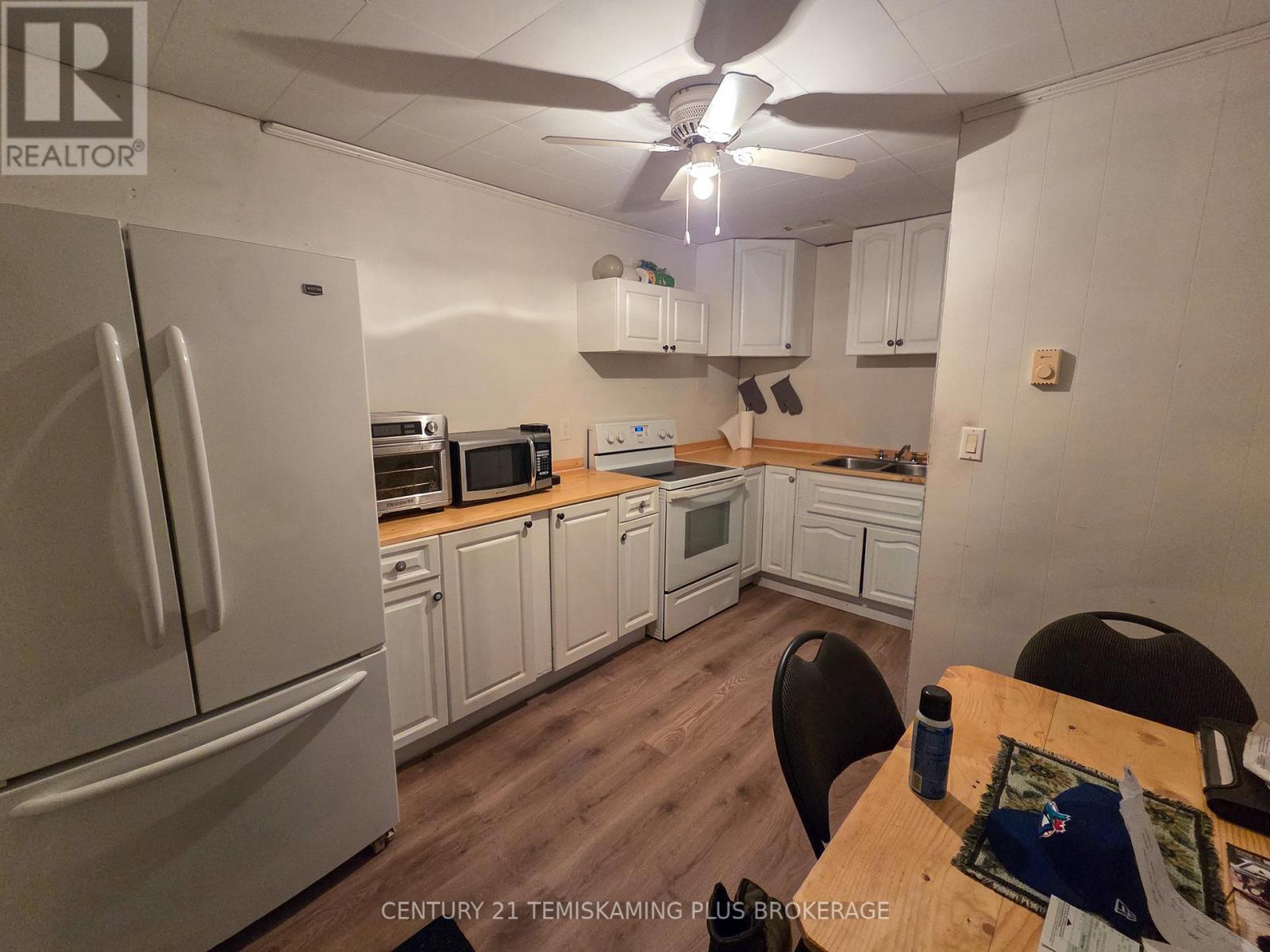 28 Fifth Street, Timiskaming (Tim - Outside - Rural), ON - Indoor Photo Showing Kitchen With Double Sink