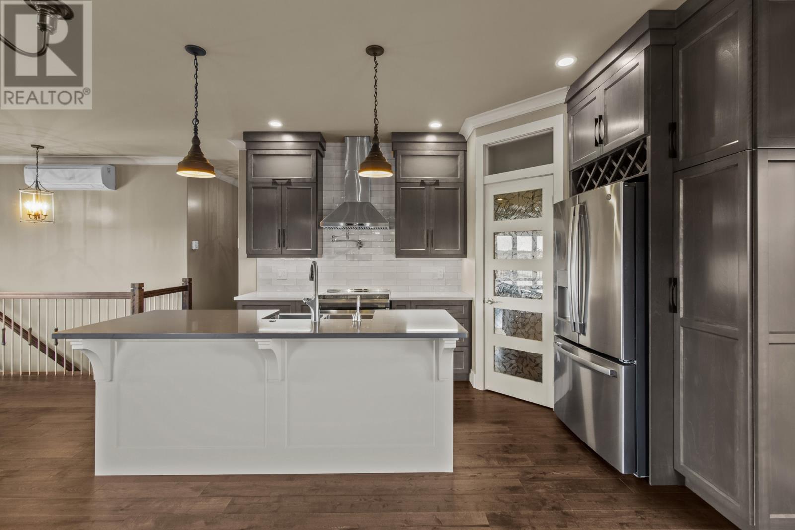 2 Claddagh Road, St. John'S, NL - Indoor Photo Showing Kitchen With Double Sink With Upgraded Kitchen
