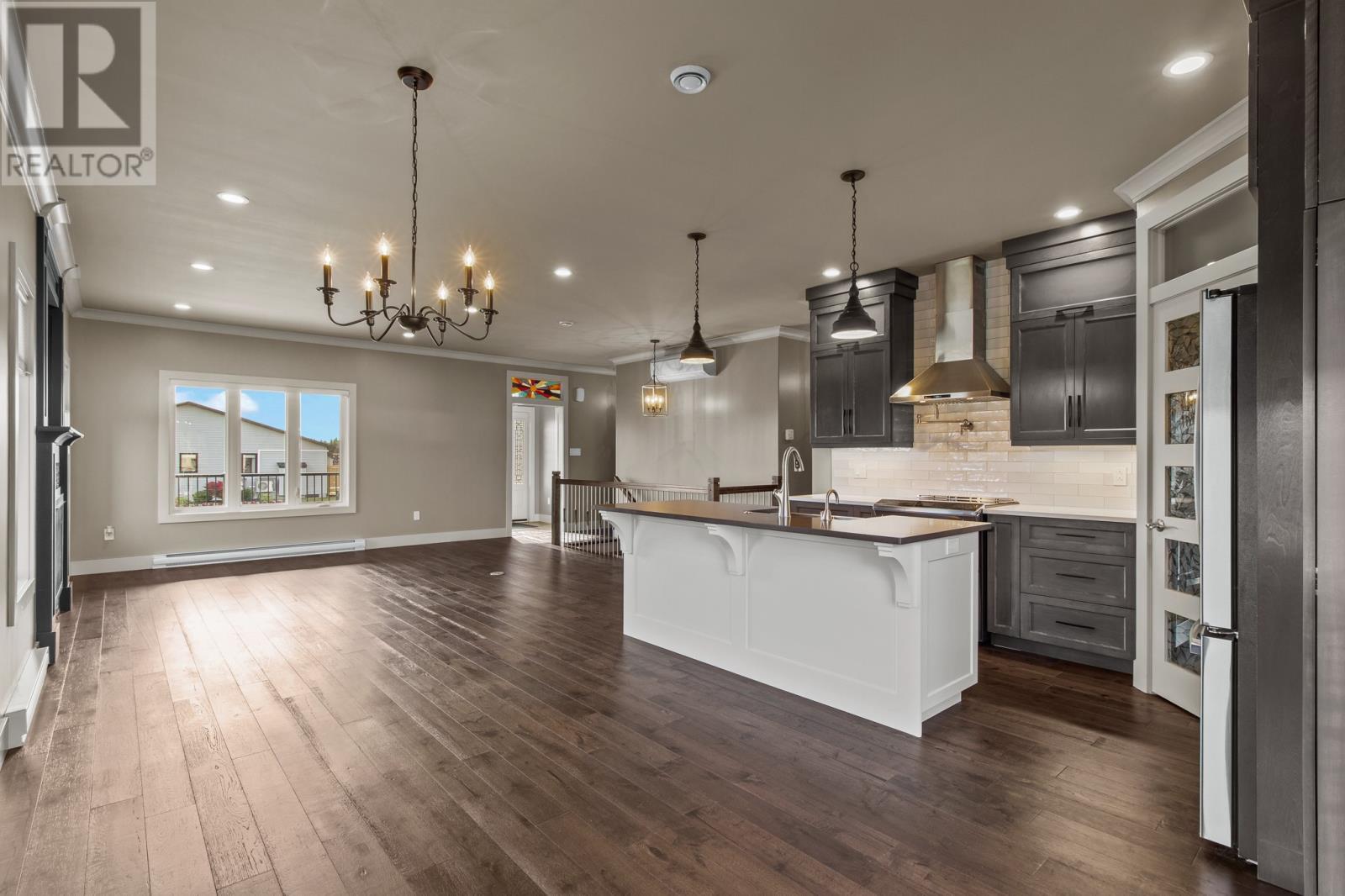 2 Claddagh Road, St. John'S, NL - Indoor Photo Showing Kitchen With Upgraded Kitchen
