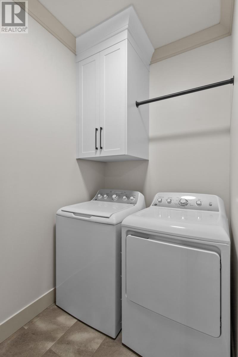 2 Claddagh Road, St. John'S, NL - Indoor Photo Showing Laundry Room
