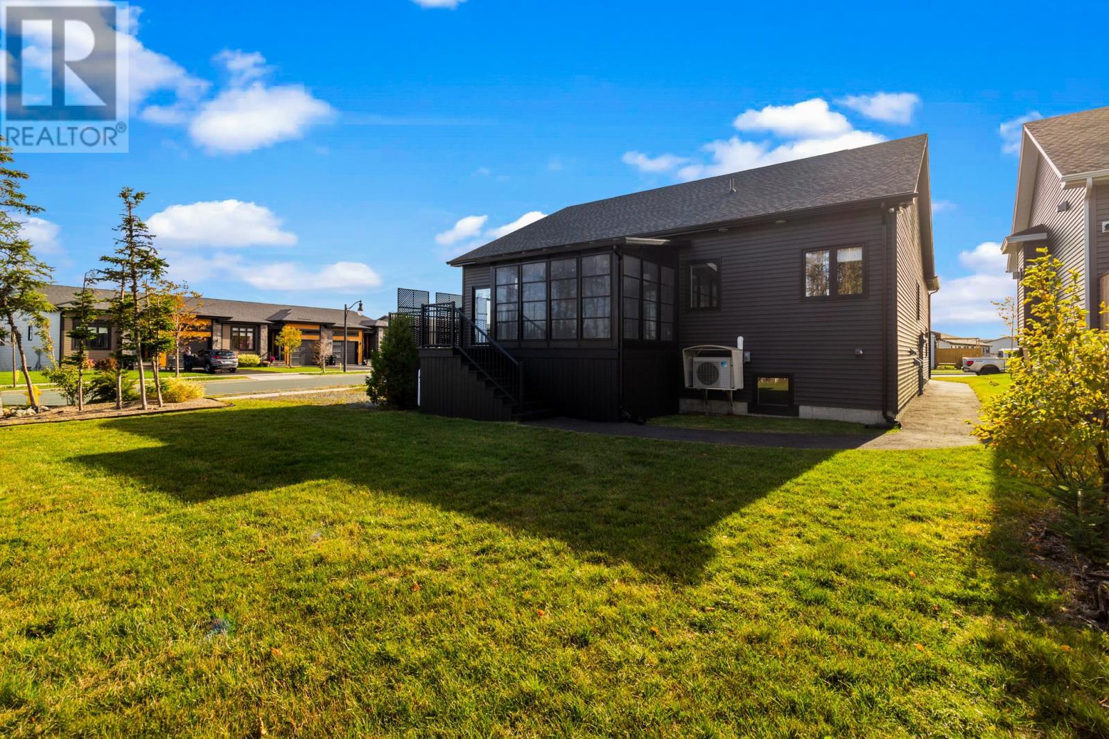 2 Claddagh Road, St. John'S, NL - Outdoor