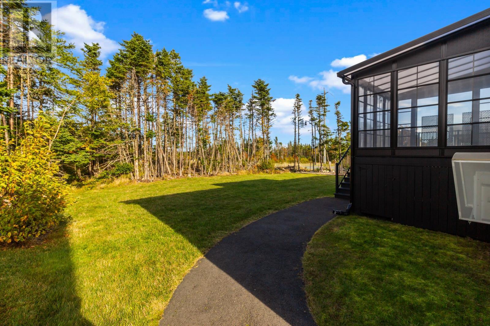 2 Claddagh Road, St. John'S, NL - Outdoor