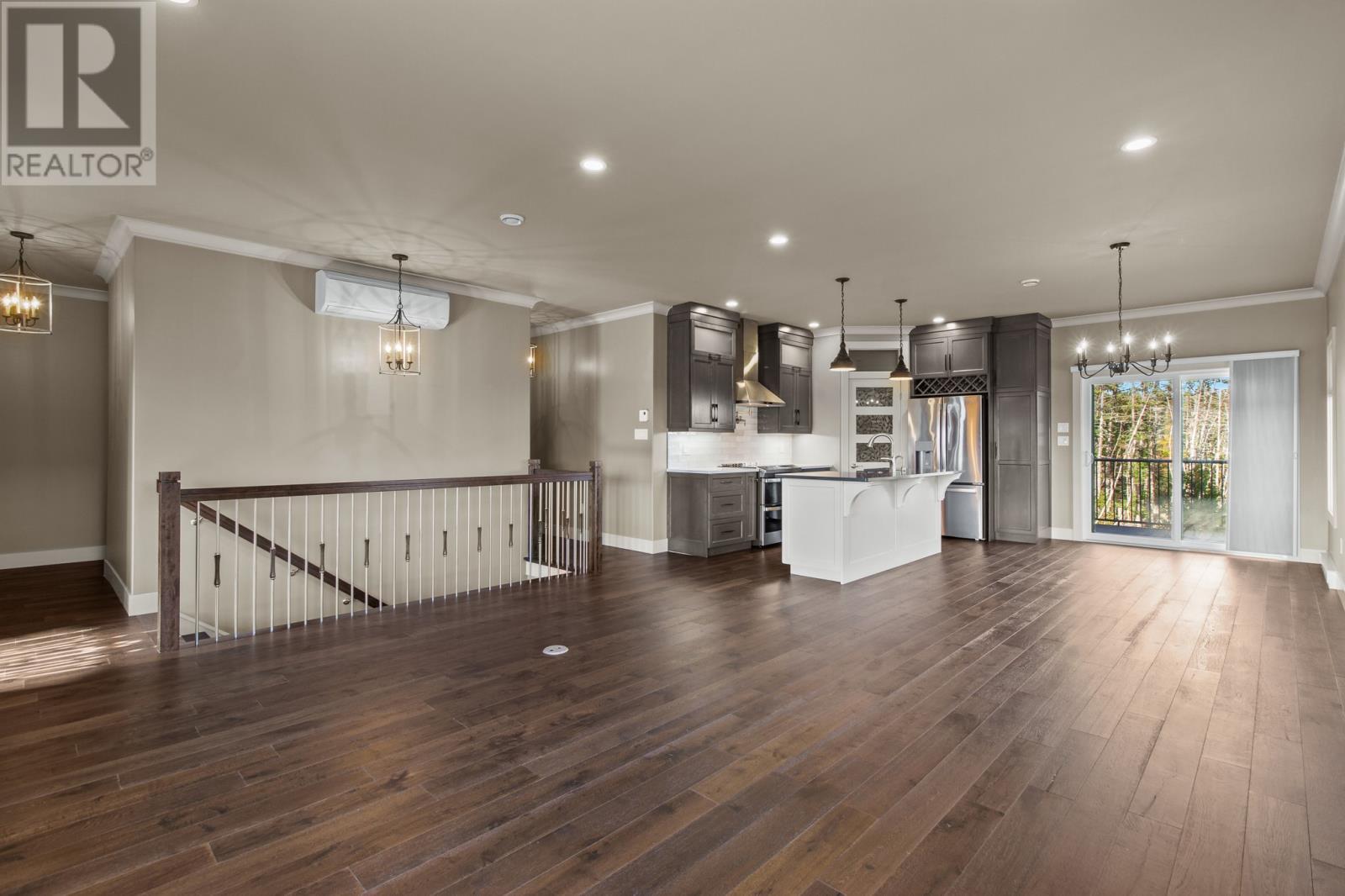 2 Claddagh Road, St. John'S, NL - Indoor Photo Showing Kitchen With Upgraded Kitchen