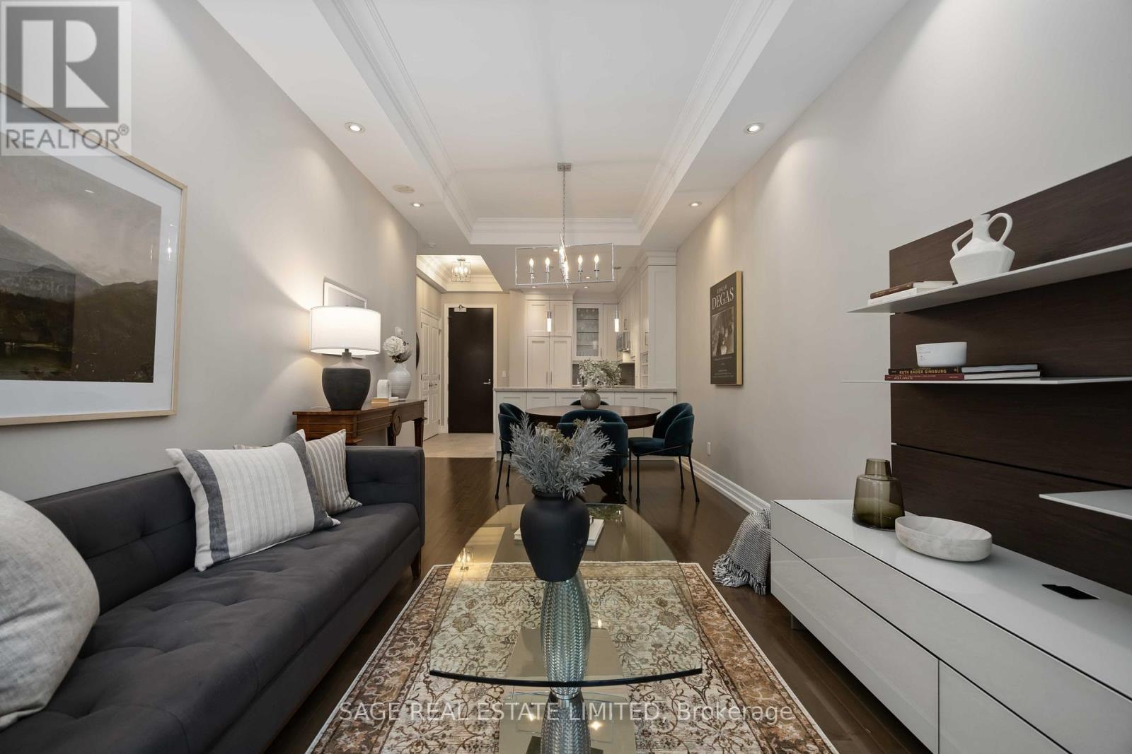 212 - 20 Burkebrook Place, Toronto, ON - Indoor Photo Showing Living Room
