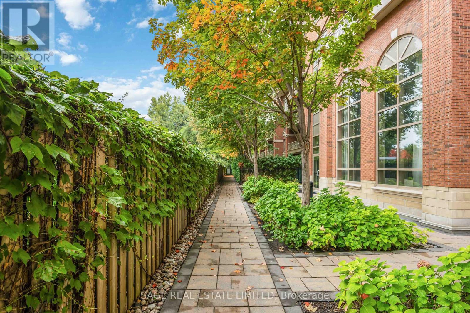 212 - 20 Burkebrook Place, Toronto, ON - Outdoor