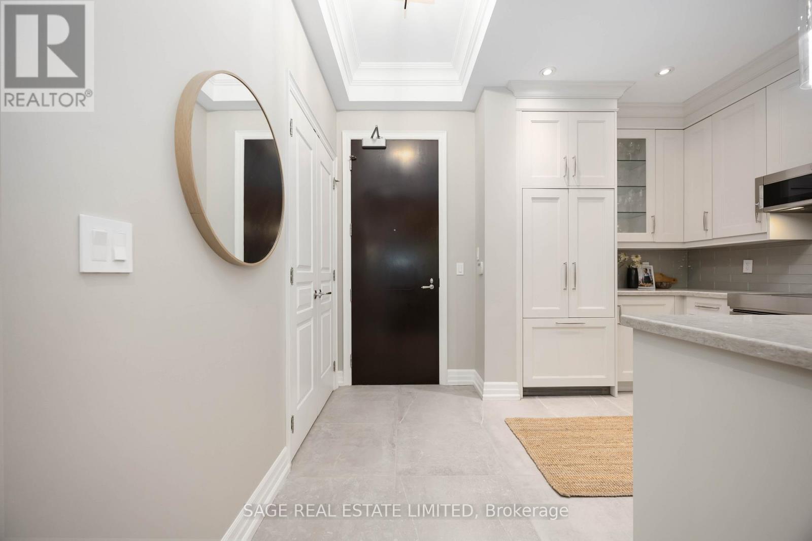 212 - 20 Burkebrook Place, Toronto, ON - Indoor