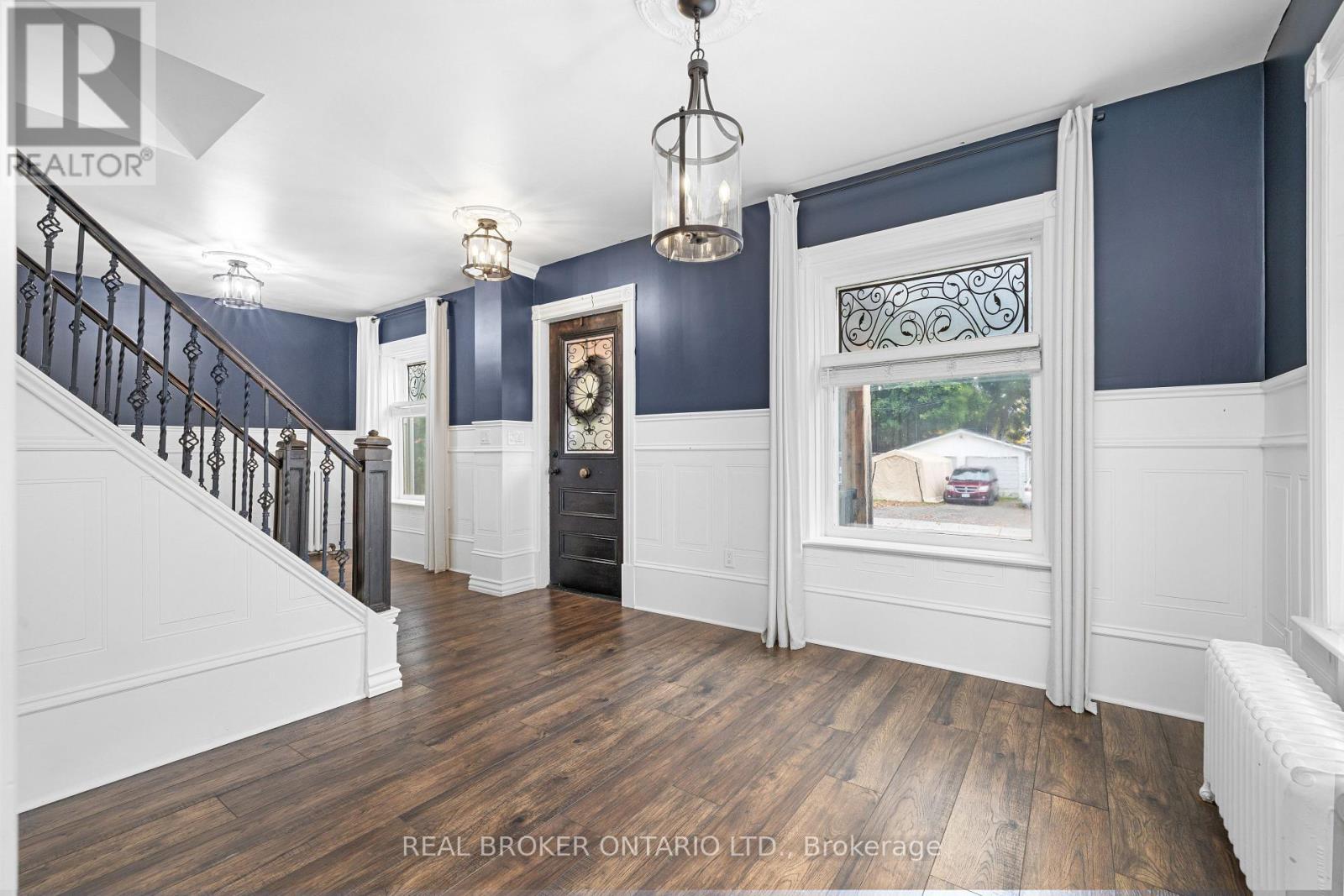 584 Jessup Street, Prescott, ON - Indoor Photo Showing Other Room
