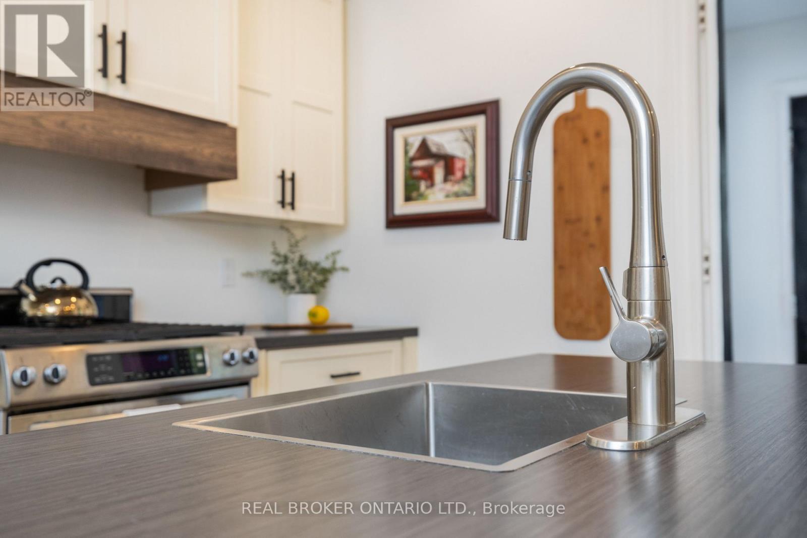 584 Jessup Street, Prescott, ON - Indoor Photo Showing Kitchen With Stainless Steel Kitchen