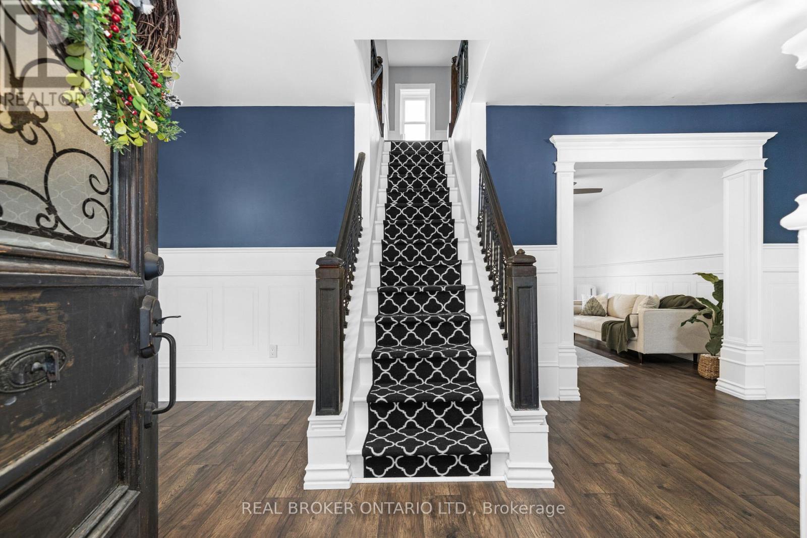 584 Jessup Street, Prescott, ON - Indoor