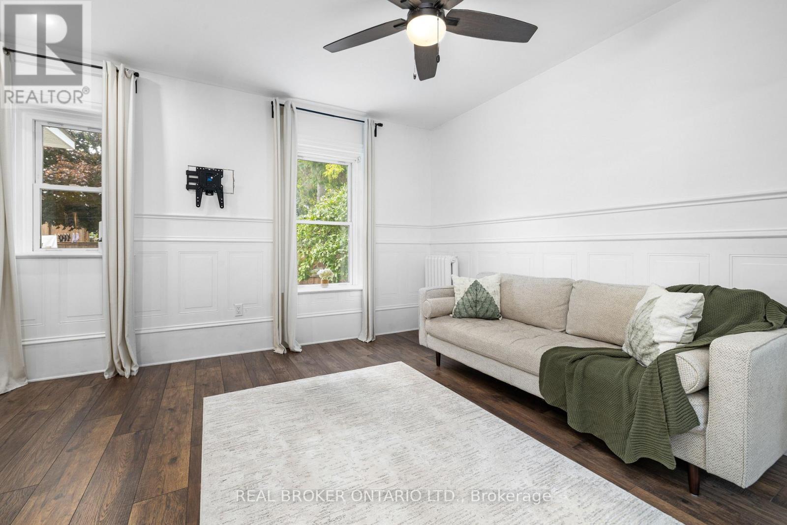 584 Jessup Street, Prescott, ON - Indoor