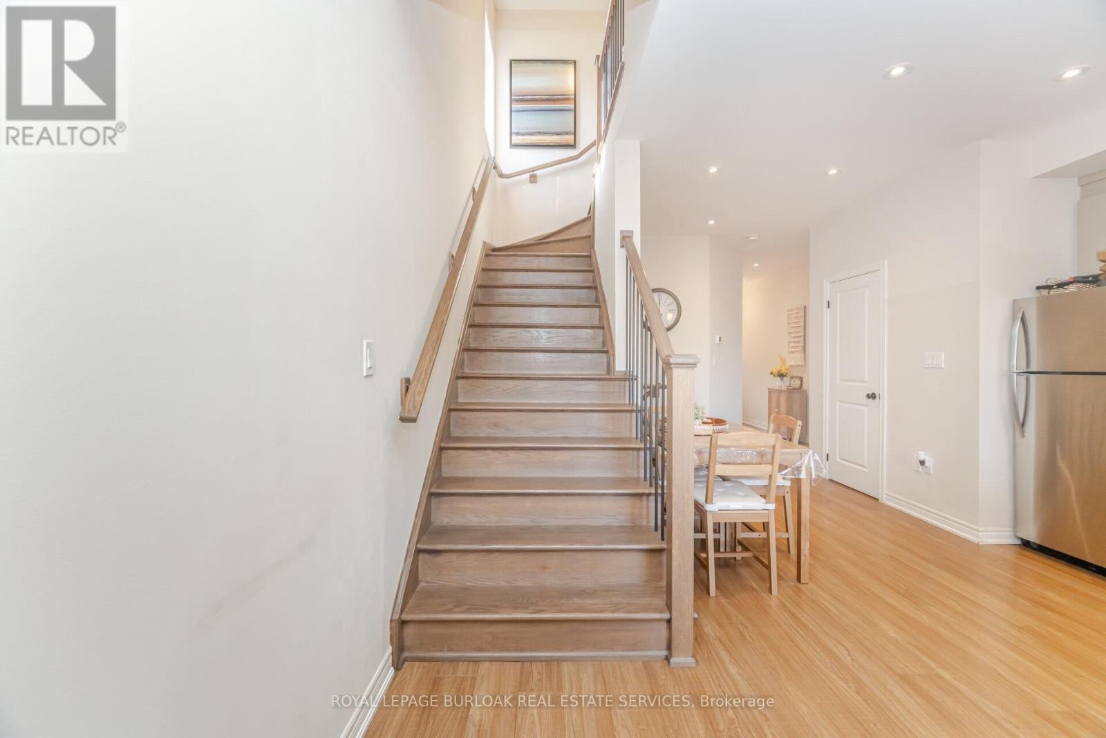 235 Mead Avenue, Hamilton, ON - Indoor Photo Showing Other Room