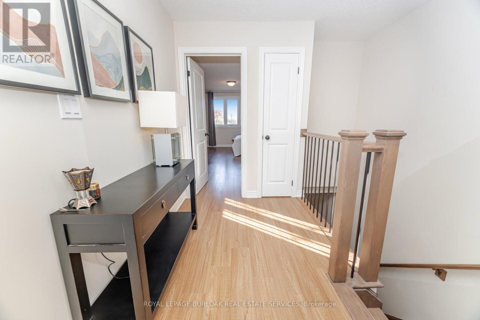 235 Mead Avenue, Hamilton, ON - Indoor Photo Showing Other Room