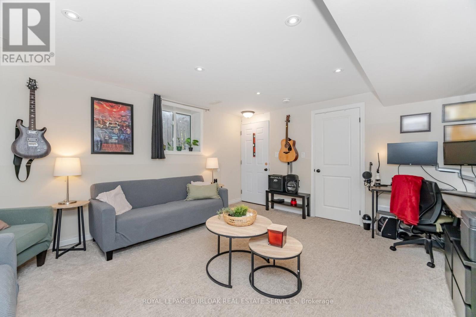 235 Mead Avenue, Hamilton, ON - Indoor