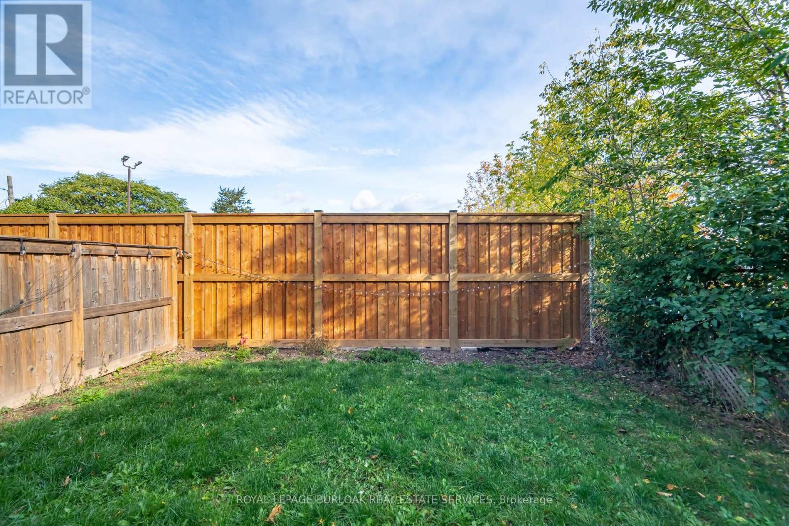 235 Mead Avenue, Hamilton, ON - Outdoor