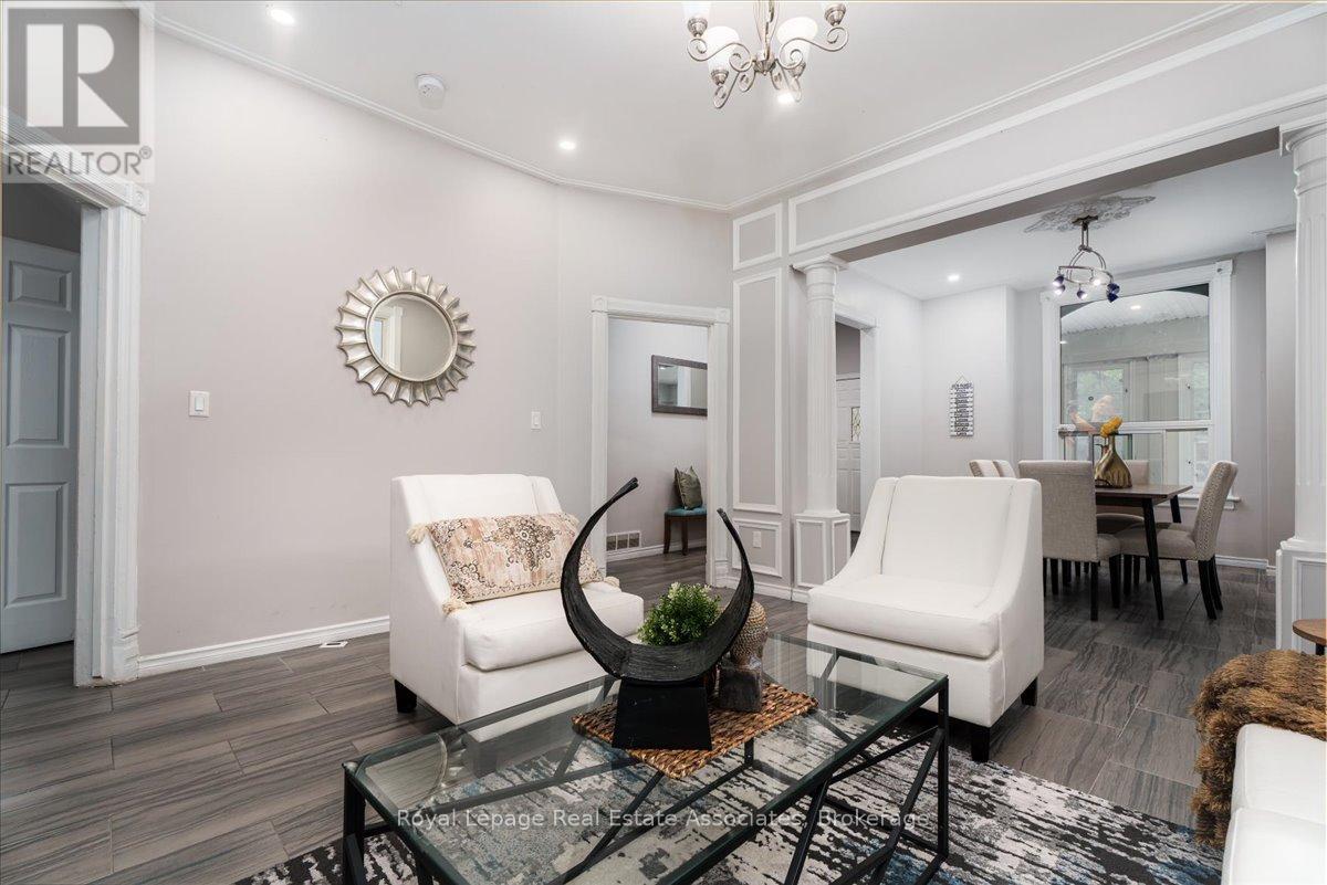 123 Market Street, Hamilton, ON