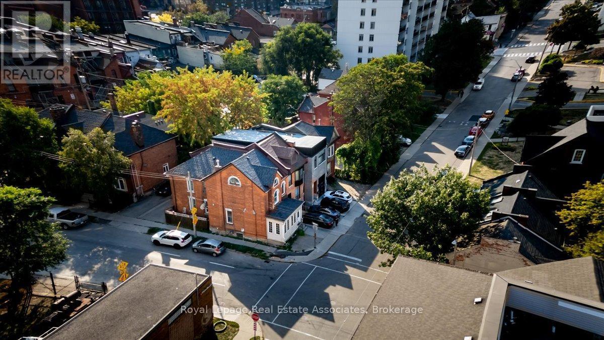 123 Market Street, Hamilton, ON