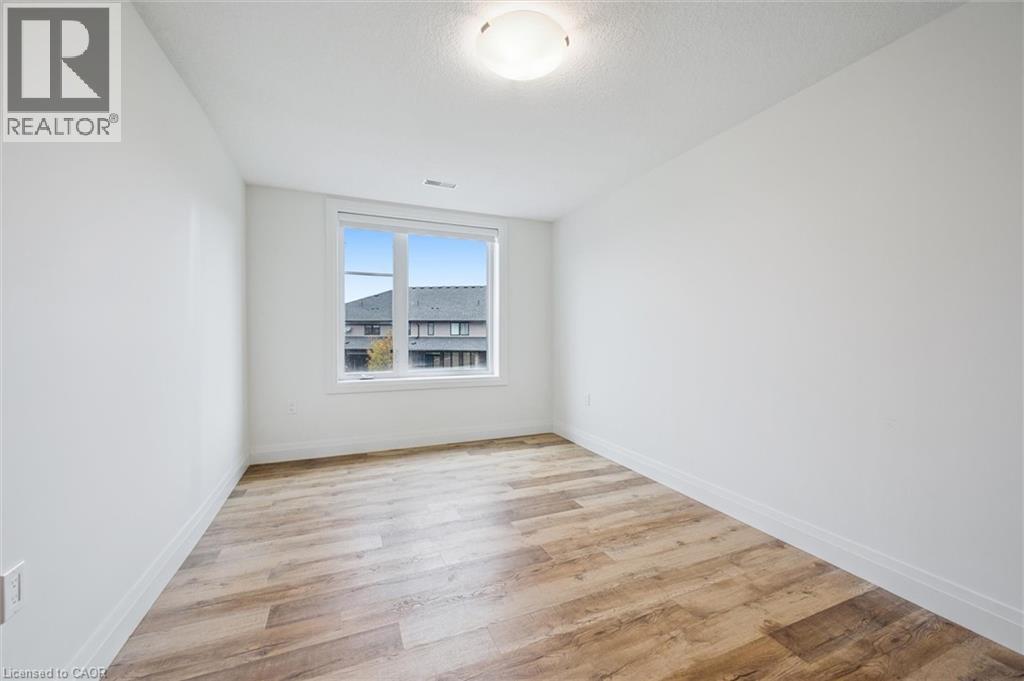 99A Farley Road Unit# 204, Fergus, ON - Indoor Photo Showing Other Room