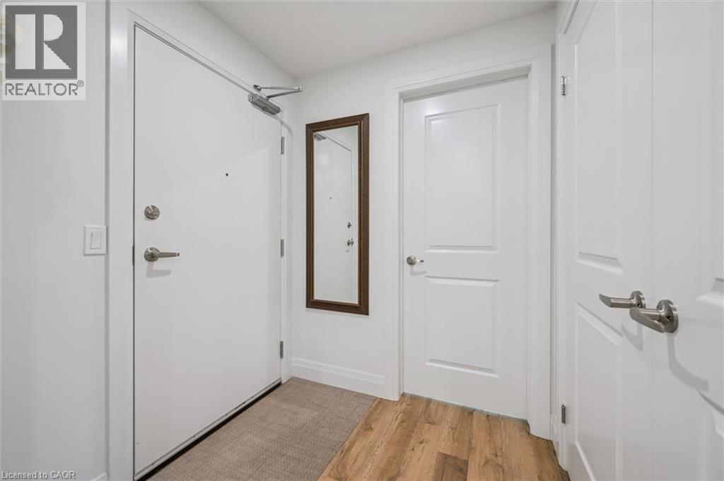 99A Farley Road Unit# 204, Fergus, ON - Indoor Photo Showing Other Room