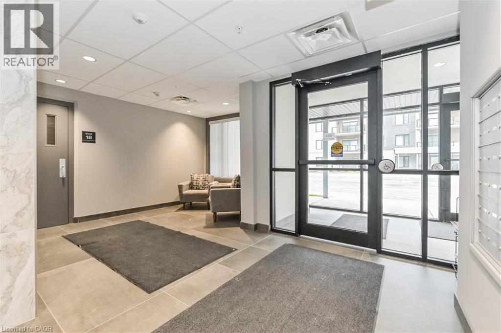 99A Farley Road Unit# 204, Fergus, ON - Indoor Photo Showing Other Room